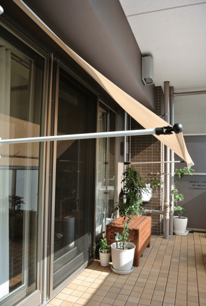 ファイル:日除け シェード ①.png