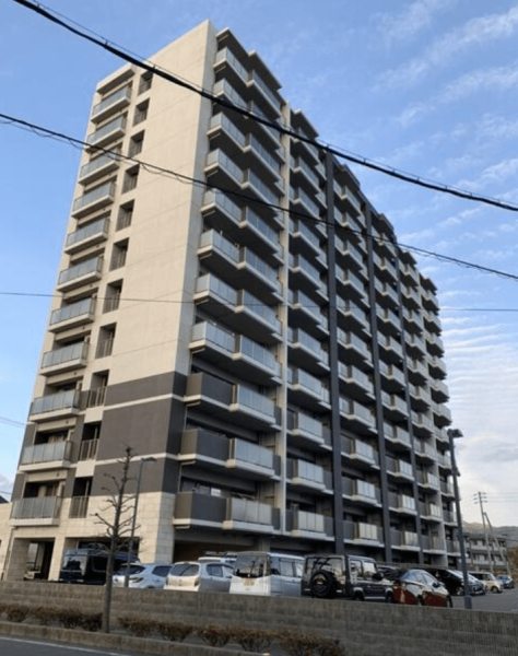 ファイル:サンパーク新山口グラッセ 外観.png