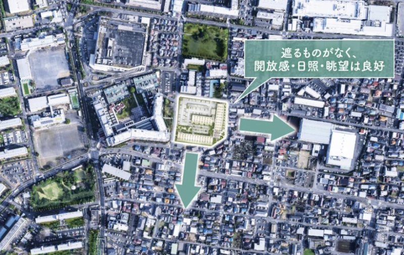 ファイル:パークホームズ昭島中神 周辺空撮合成画像（日照 等）.png