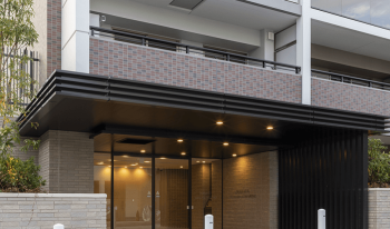 アドグランデ横浜港南台　エントエランス