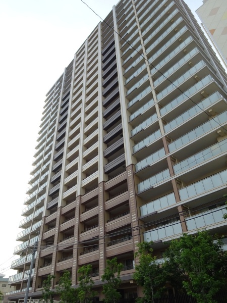 ファイル:ザ・パークハウス 大宮 外観 170207.jpg