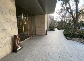 パークホームズ千里中央　エントランス