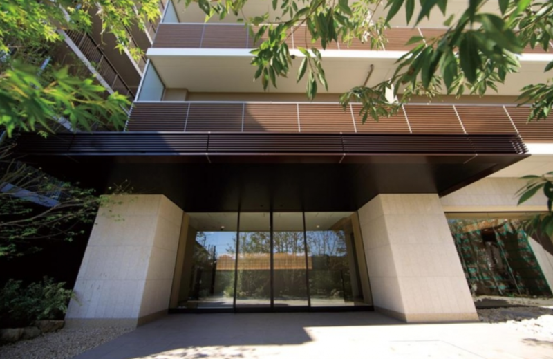 ファイル:パークホームズ西船橋ザ レジデンス エントランス.png