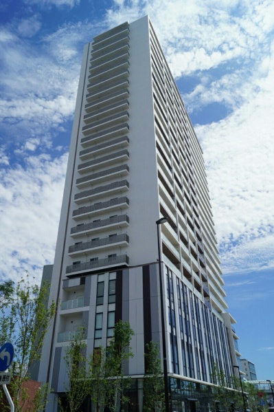 ファイル:アルバックスタワー刈谷駅前 外観 170217.jpg