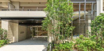 パークホームズ稲毛海岸ステーションプレミア　エントランスアプローチ