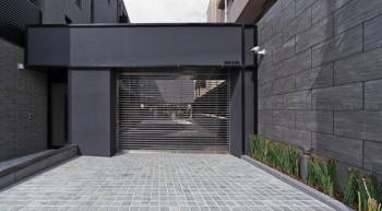 パークホームズ御影　駐車場出入口シャッターゲート