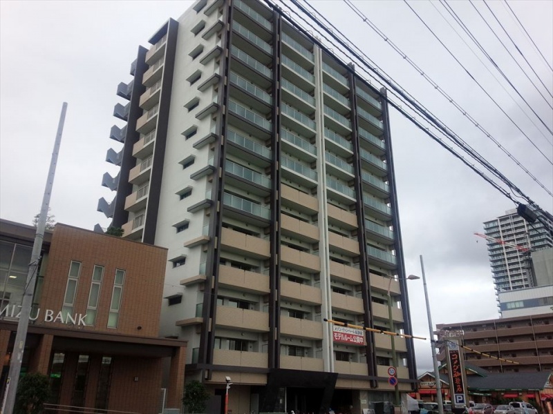 ファイル:メゾン・ヴァンベール東静岡 外観 170408.jpg