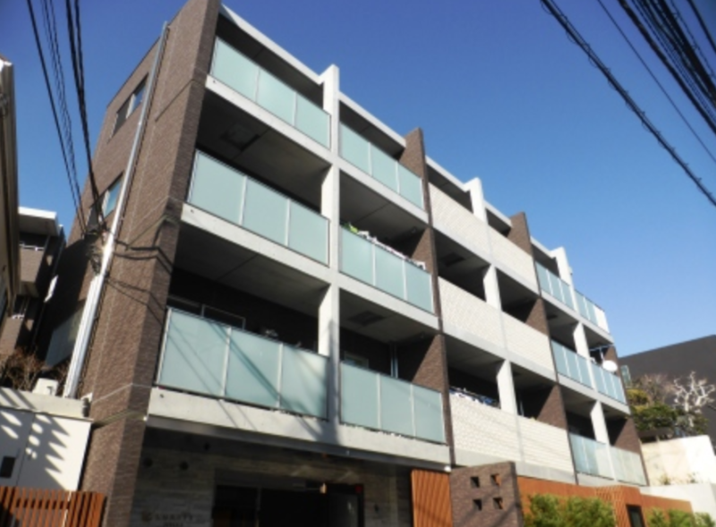 ファイル:ラグシスヒルズ三軒茶屋 外観1.png