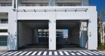 ローレルスクエア健都ザ・レジデンス　駐車場ゲート