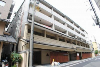 エスリード四条室町外観