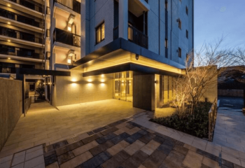 レ・ジェイド本川越 コエドテラス エントエランス