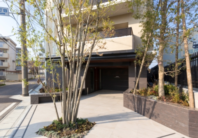 ファイル:プラウド小幡 エントランス.png