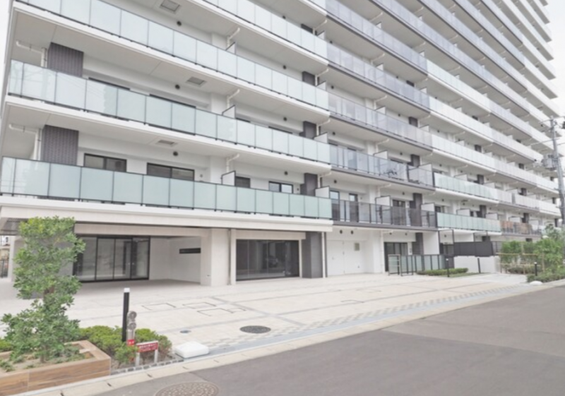 ファイル:プレシス仙台 高砂 エントランスアプローチ.png