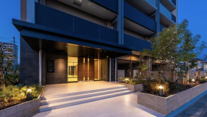 ポレスター神辺　エントランスアプローチ