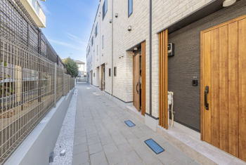 リムテラスパーク鷺沼　外観（玄関）3