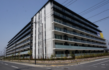 シティテラス吉川美南　外観