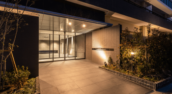 ユニハイム高田本郷　エントエランス