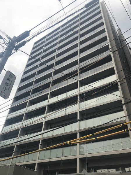 ファイル:ザ・パークハウス 浦和岸町2018.07.11.jpg