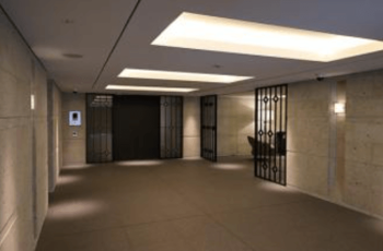 ジオグランデ芦屋船戸町　エントランスホール