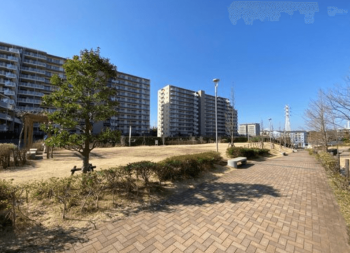 MINASIA湘南ライフタウン　芝生広場 遊歩道