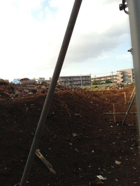 ファイル:THE IMPERIAL GARDEN LIMITED RESIDENCE現地写真（2013.5中旬）.jpg