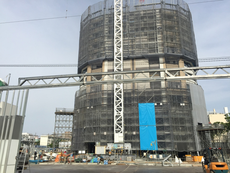 ファイル:パークシティ武蔵小杉 ザ ガーデン タワーズイースト現地写真（2016-04-26）.jpg