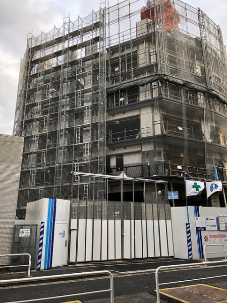 ファイル:20180222パークコート乃木坂 ザ タワー.jpg