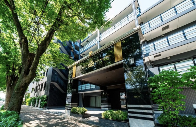 ファイル:プレミア〈富山けやき通り〉 エントランスアプローチ.png