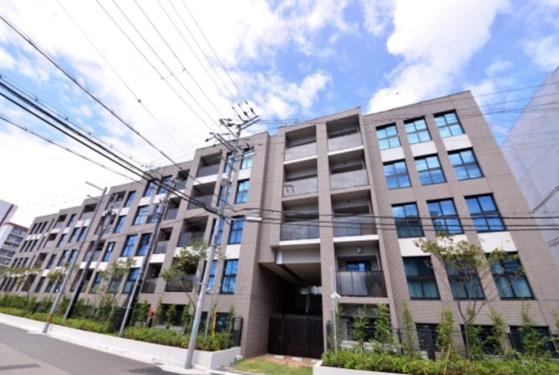 ファイル:ジオ西宮北口 ザ・グレイス 外観1.png