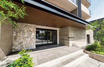 ファーネスト西新レジデンス　エントランス