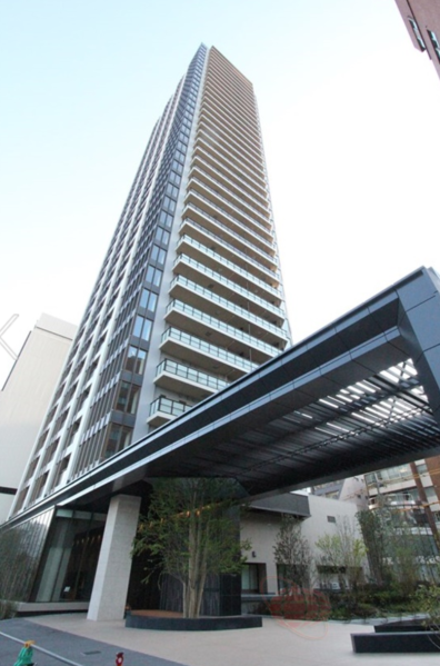 ファイル:Brillia（ブリリア） Tower 上野池之端 外観.png