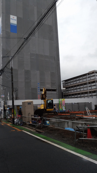 ファイル:ザ・パークハウス 浦和常盤現場写真（2017.10中旬）.jpg