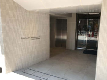 パークリュクス本駒込ステーションプレミア　エントランス