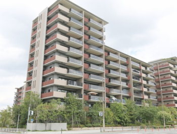 照葉テラス　パークカーサ03　外観1