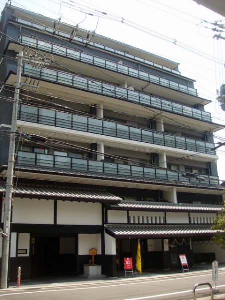 ファイル:イーグルコート京都錦小路外観1.jpg