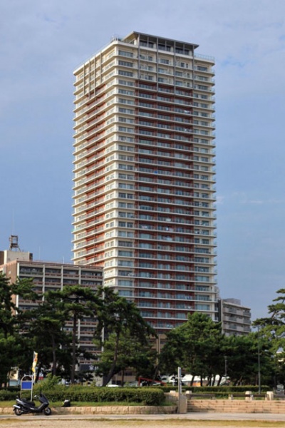 ファイル:須磨コーストタワー外観.jpg