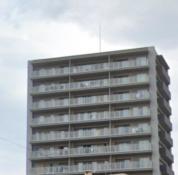 ファイル:フローレンスThe千田町 パークテラス2020.0921.jpg