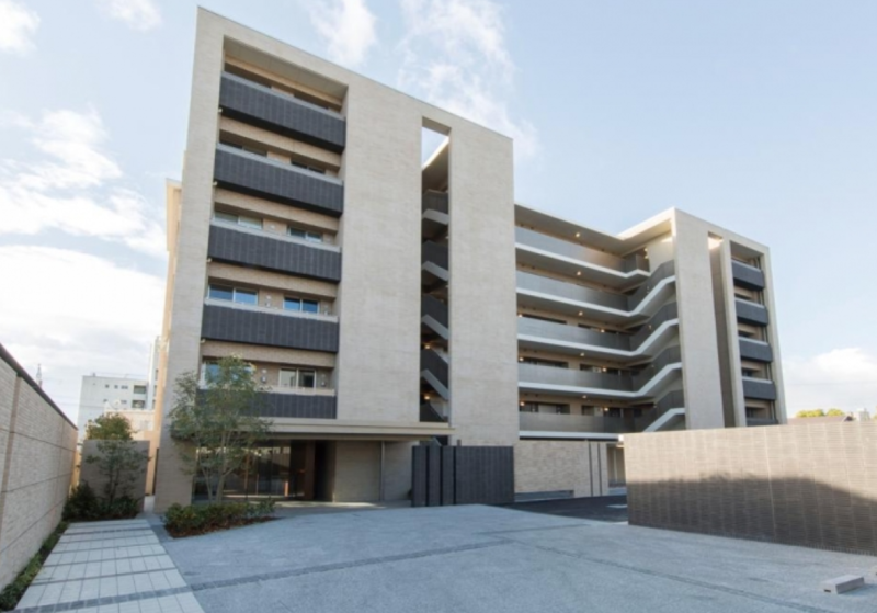 ファイル:ジオ西宮北口 長田町 エントランスアプローチ.png