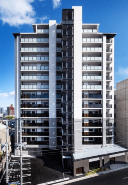 ファイル:サンメゾン西鉄久留米 外観.png