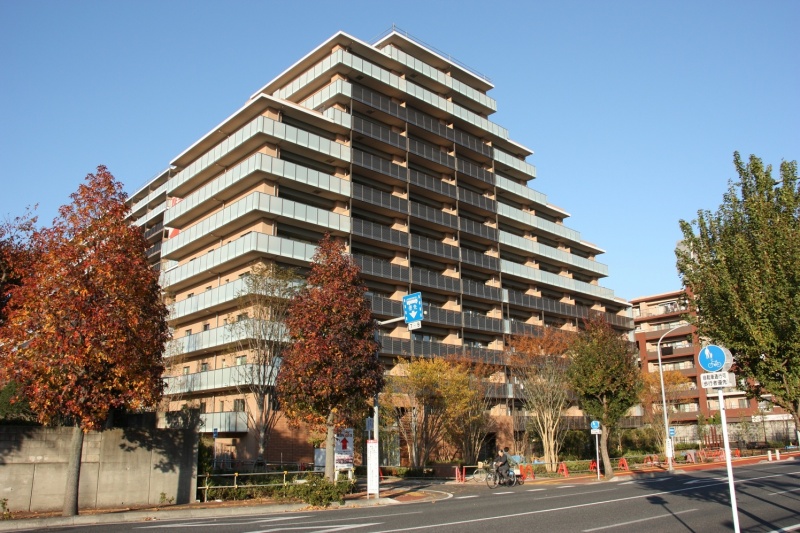 ファイル:パークホームズ稲毛小仲台現地写真（2014-11-23 ）.jpg