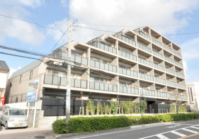 ファイル:レーベン幕張本郷 THE COURT 外観1.png