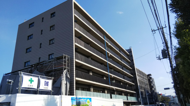 ファイル:ラ・フォルム新鶴見ラウンドパーク建設現場2（2018年11月中旬）.jpg