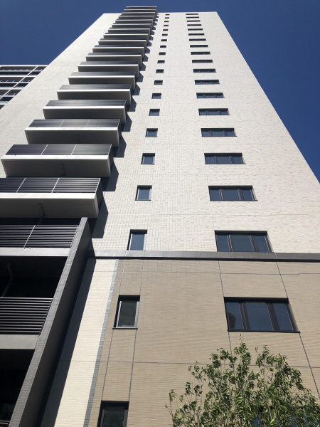 ファイル:ザ・パークハウス 赤坂タワーレジデンス建設現場2（2019.6.23）.jpg