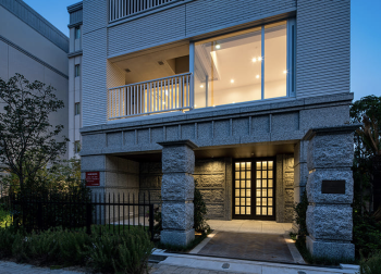 Brillia（ブリリア）夙川　エントランスアプローチ