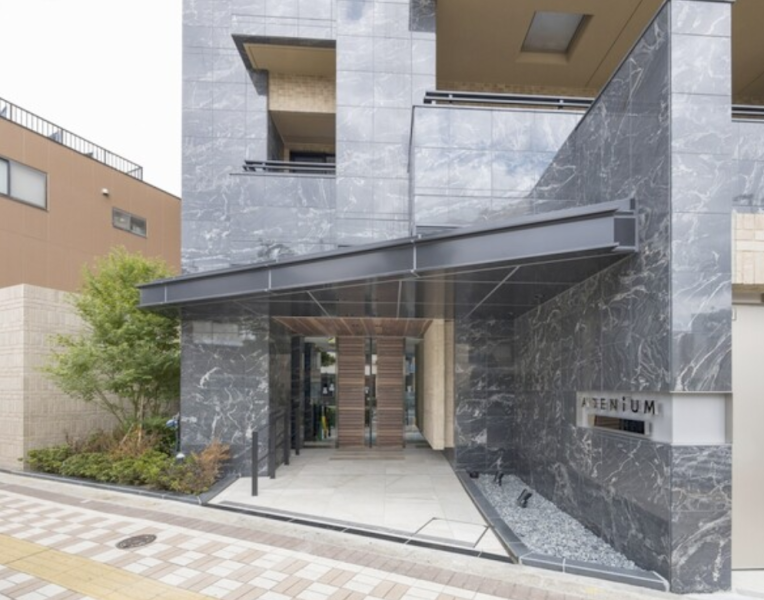 ファイル:アデニウム亀戸 Tokyo Frontier エントランス.png