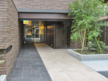 オープンレジデンシア桜新町ガーデン　エントランスアプローチ