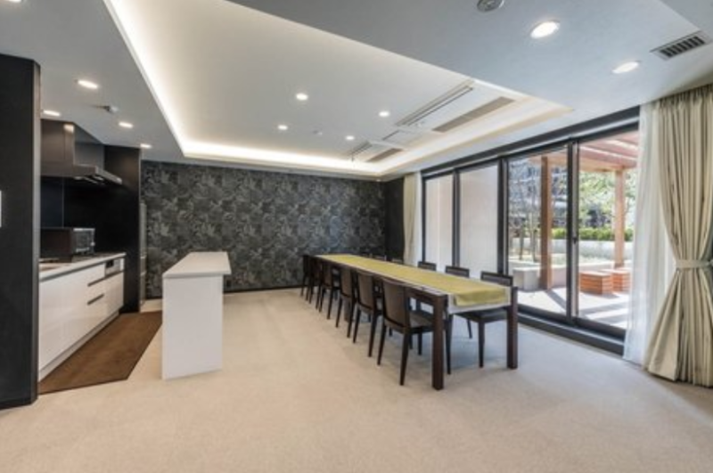 ファイル:メガシティテラス パーティールーム 3時間／1,000円.png