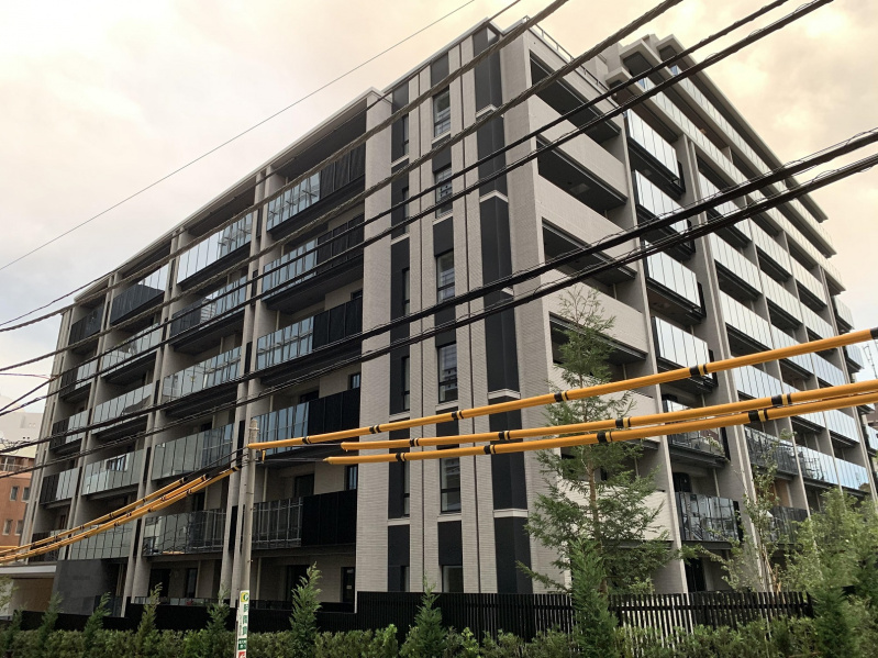 ファイル:ザ・パークハウス 渋谷南平台外観写真2（2019.10.26）.jpg