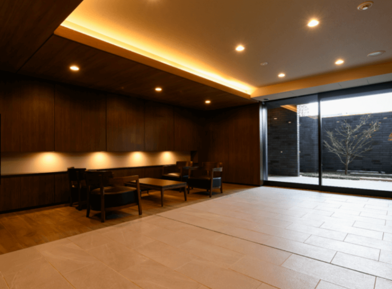 ファイル:メイツ四条畷駅前 エントエランスホール.png