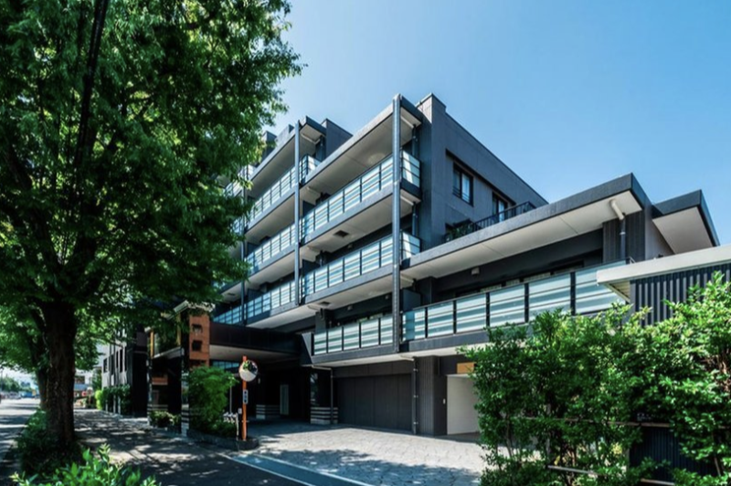 ファイル:プレミア〈富山けやき通り〉 外観.png